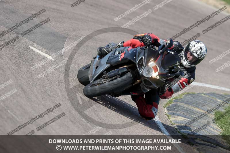 cadwell park;cadwell park photographs;cadwell trackday photographs;enduro digital images;event digital images;eventdigitalimages;peter wileman photography;racing digital images;trackday digital images;trackday photos