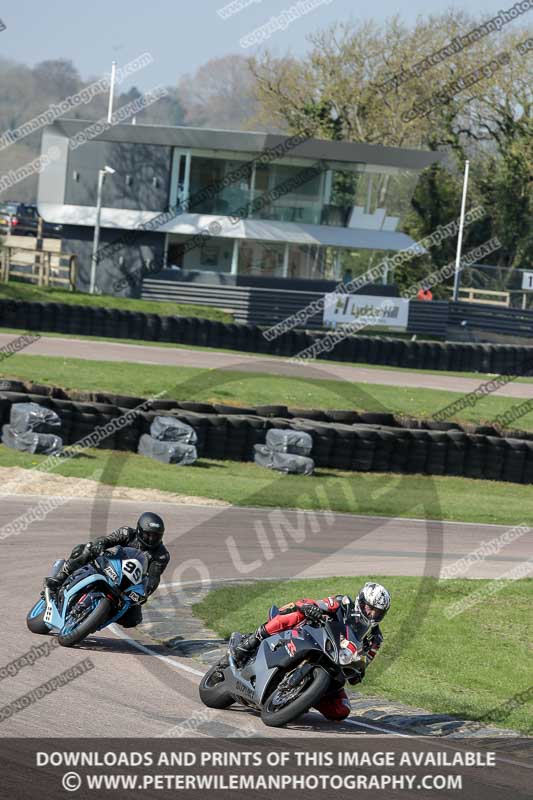 cadwell park;cadwell park photographs;cadwell trackday photographs;enduro digital images;event digital images;eventdigitalimages;peter wileman photography;racing digital images;trackday digital images;trackday photos