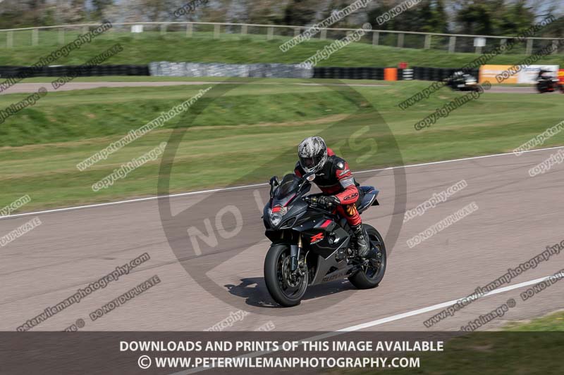 cadwell park;cadwell park photographs;cadwell trackday photographs;enduro digital images;event digital images;eventdigitalimages;peter wileman photography;racing digital images;trackday digital images;trackday photos