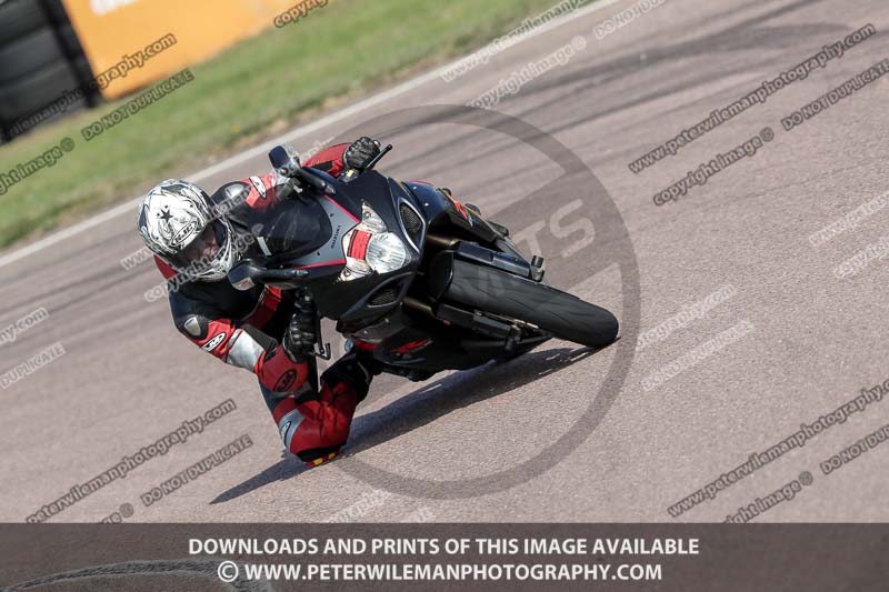 cadwell park;cadwell park photographs;cadwell trackday photographs;enduro digital images;event digital images;eventdigitalimages;peter wileman photography;racing digital images;trackday digital images;trackday photos