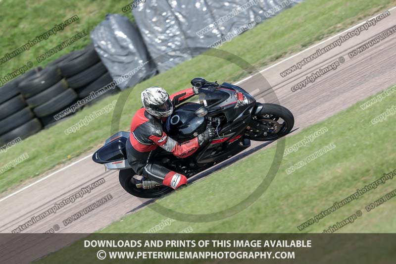cadwell park;cadwell park photographs;cadwell trackday photographs;enduro digital images;event digital images;eventdigitalimages;peter wileman photography;racing digital images;trackday digital images;trackday photos