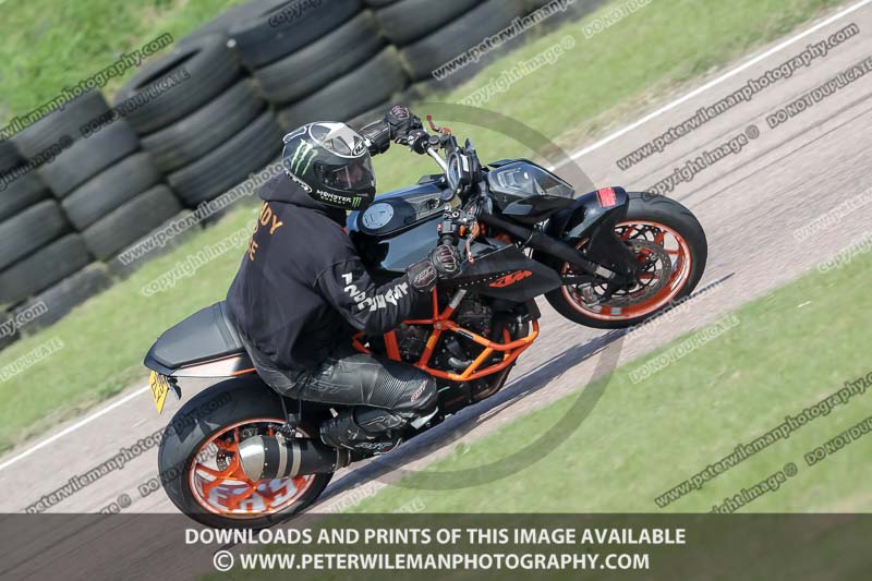 cadwell park;cadwell park photographs;cadwell trackday photographs;enduro digital images;event digital images;eventdigitalimages;peter wileman photography;racing digital images;trackday digital images;trackday photos
