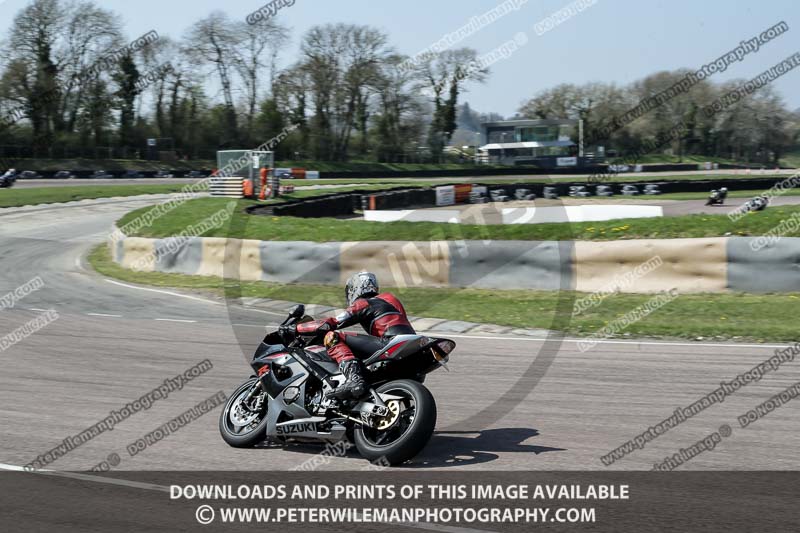 cadwell park;cadwell park photographs;cadwell trackday photographs;enduro digital images;event digital images;eventdigitalimages;peter wileman photography;racing digital images;trackday digital images;trackday photos