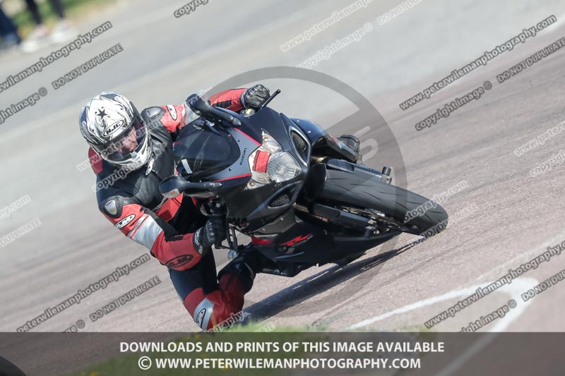 cadwell park;cadwell park photographs;cadwell trackday photographs;enduro digital images;event digital images;eventdigitalimages;peter wileman photography;racing digital images;trackday digital images;trackday photos