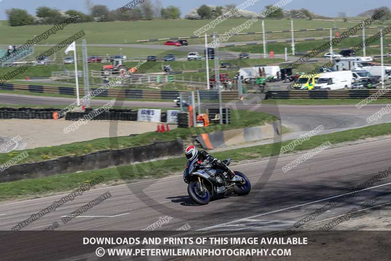 cadwell park;cadwell park photographs;cadwell trackday photographs;enduro digital images;event digital images;eventdigitalimages;peter wileman photography;racing digital images;trackday digital images;trackday photos