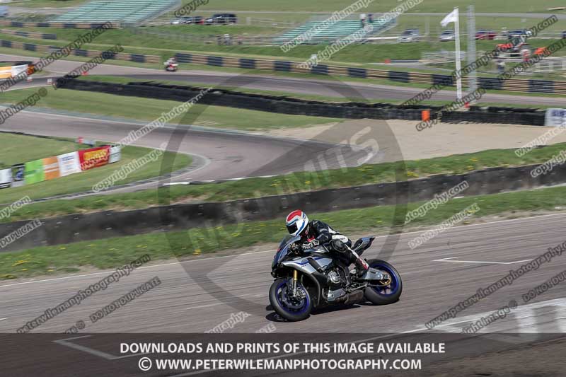 cadwell park;cadwell park photographs;cadwell trackday photographs;enduro digital images;event digital images;eventdigitalimages;peter wileman photography;racing digital images;trackday digital images;trackday photos