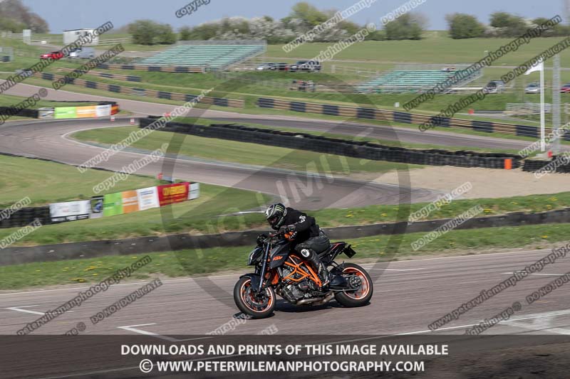 cadwell park;cadwell park photographs;cadwell trackday photographs;enduro digital images;event digital images;eventdigitalimages;peter wileman photography;racing digital images;trackday digital images;trackday photos