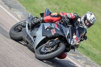 cadwell-park;cadwell-park-photographs;cadwell-trackday-photographs;enduro-digital-images;event-digital-images;eventdigitalimages;peter-wileman-photography;racing-digital-images;trackday-digital-images;trackday-photos