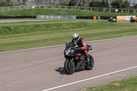 cadwell-park;cadwell-park-photographs;cadwell-trackday-photographs;enduro-digital-images;event-digital-images;eventdigitalimages;peter-wileman-photography;racing-digital-images;trackday-digital-images;trackday-photos