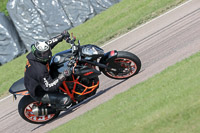 cadwell-park;cadwell-park-photographs;cadwell-trackday-photographs;enduro-digital-images;event-digital-images;eventdigitalimages;peter-wileman-photography;racing-digital-images;trackday-digital-images;trackday-photos