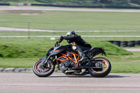 cadwell-park;cadwell-park-photographs;cadwell-trackday-photographs;enduro-digital-images;event-digital-images;eventdigitalimages;peter-wileman-photography;racing-digital-images;trackday-digital-images;trackday-photos