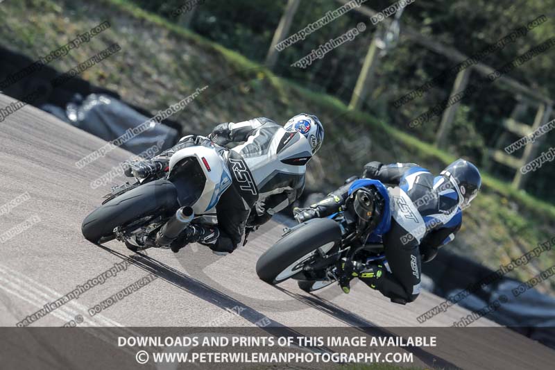 cadwell park;cadwell park photographs;cadwell trackday photographs;enduro digital images;event digital images;eventdigitalimages;peter wileman photography;racing digital images;trackday digital images;trackday photos