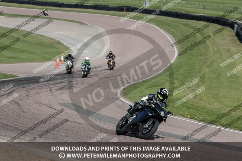 cadwell park;cadwell park photographs;cadwell trackday photographs;enduro digital images;event digital images;eventdigitalimages;peter wileman photography;racing digital images;trackday digital images;trackday photos