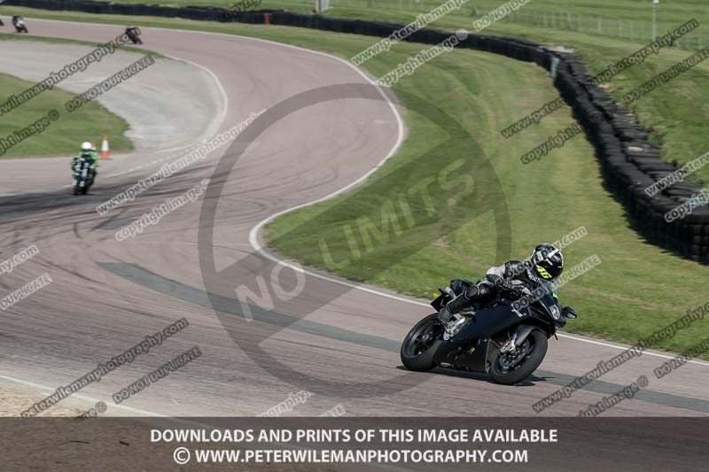 cadwell park;cadwell park photographs;cadwell trackday photographs;enduro digital images;event digital images;eventdigitalimages;peter wileman photography;racing digital images;trackday digital images;trackday photos