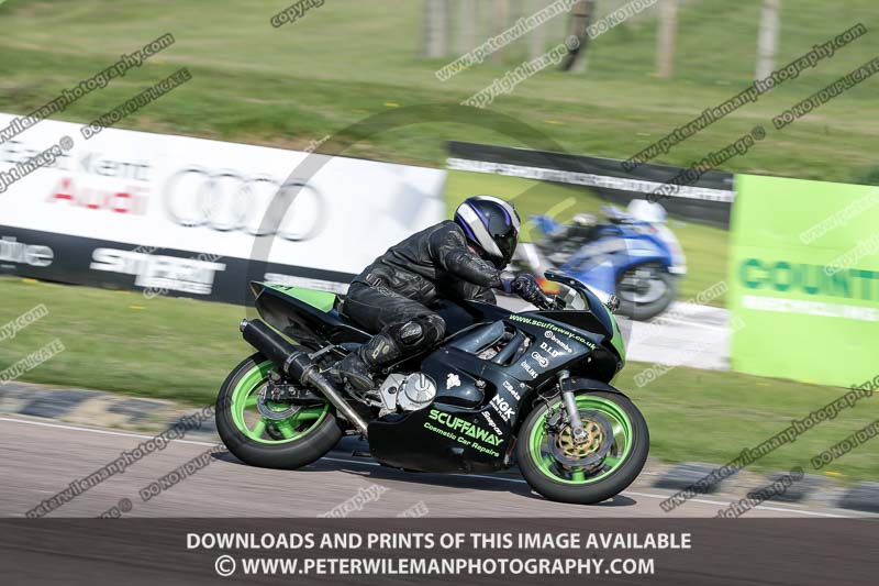 cadwell park;cadwell park photographs;cadwell trackday photographs;enduro digital images;event digital images;eventdigitalimages;peter wileman photography;racing digital images;trackday digital images;trackday photos
