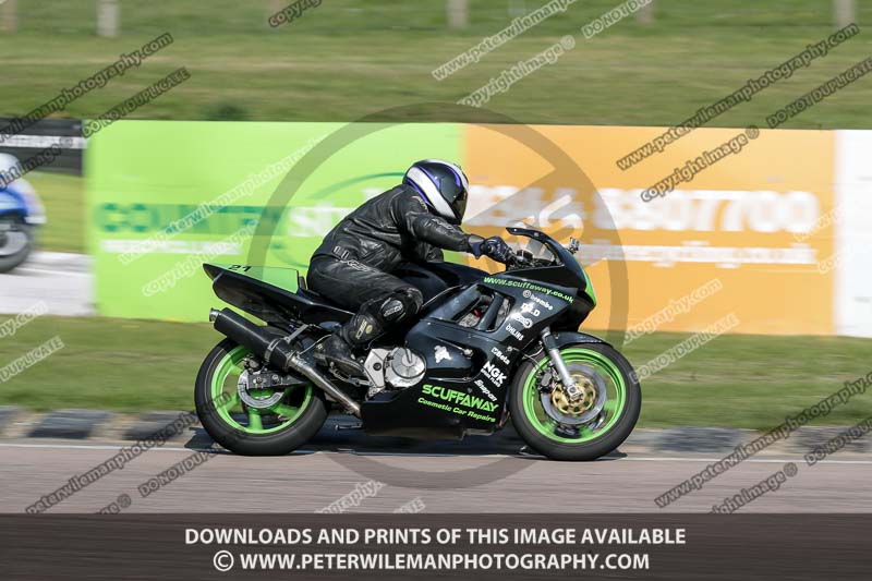 cadwell park;cadwell park photographs;cadwell trackday photographs;enduro digital images;event digital images;eventdigitalimages;peter wileman photography;racing digital images;trackday digital images;trackday photos