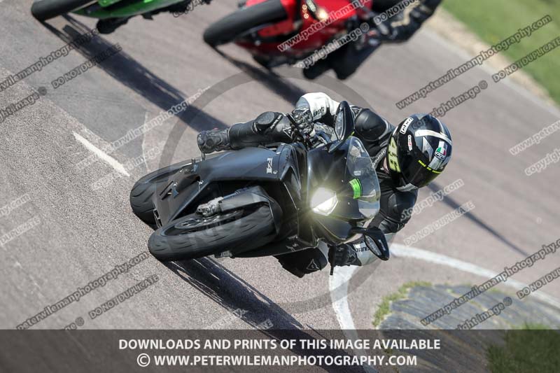 cadwell park;cadwell park photographs;cadwell trackday photographs;enduro digital images;event digital images;eventdigitalimages;peter wileman photography;racing digital images;trackday digital images;trackday photos