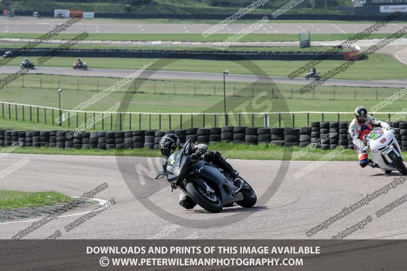 cadwell park;cadwell park photographs;cadwell trackday photographs;enduro digital images;event digital images;eventdigitalimages;peter wileman photography;racing digital images;trackday digital images;trackday photos