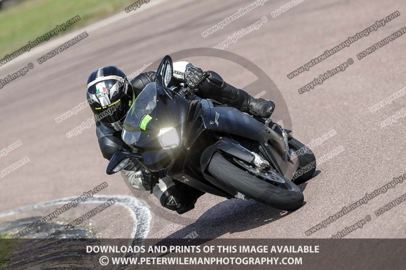 cadwell park;cadwell park photographs;cadwell trackday photographs;enduro digital images;event digital images;eventdigitalimages;peter wileman photography;racing digital images;trackday digital images;trackday photos