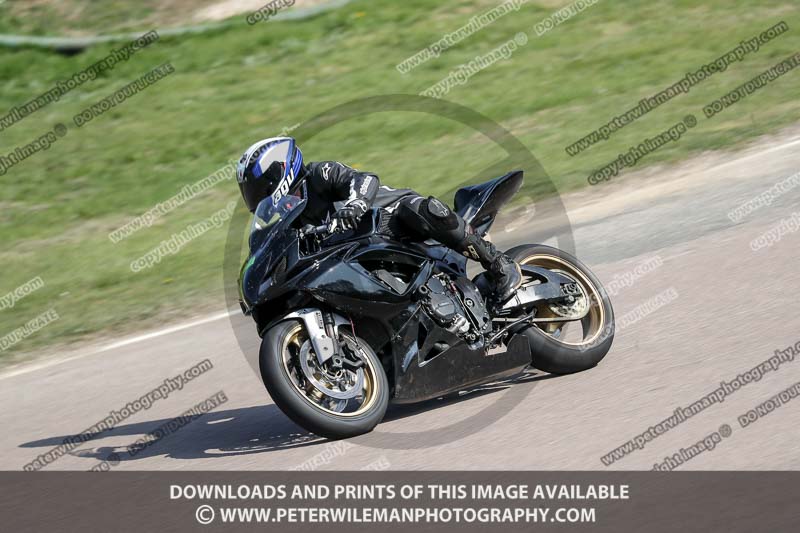 cadwell park;cadwell park photographs;cadwell trackday photographs;enduro digital images;event digital images;eventdigitalimages;peter wileman photography;racing digital images;trackday digital images;trackday photos