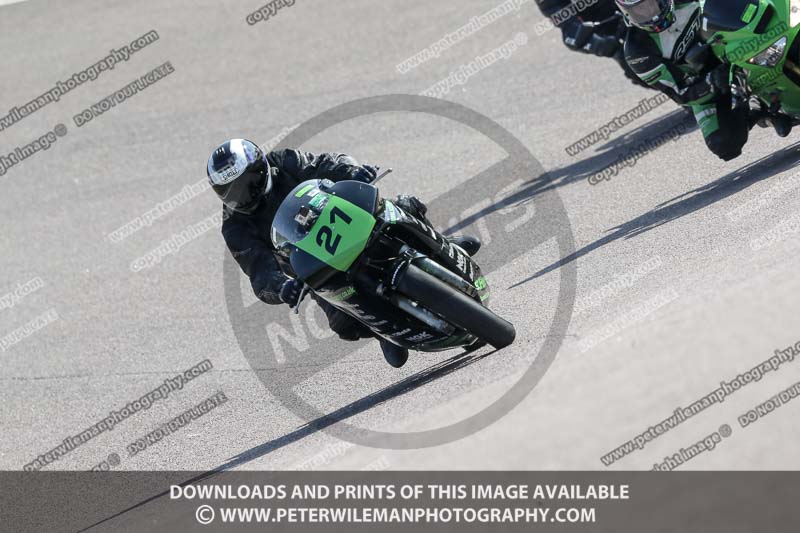 cadwell park;cadwell park photographs;cadwell trackday photographs;enduro digital images;event digital images;eventdigitalimages;peter wileman photography;racing digital images;trackday digital images;trackday photos