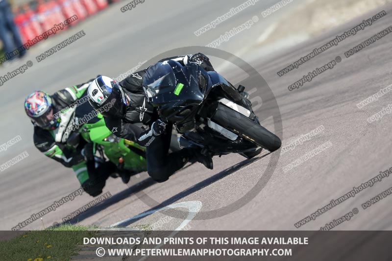 cadwell park;cadwell park photographs;cadwell trackday photographs;enduro digital images;event digital images;eventdigitalimages;peter wileman photography;racing digital images;trackday digital images;trackday photos