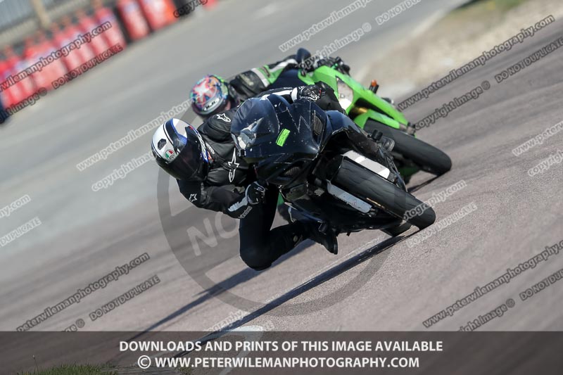 cadwell park;cadwell park photographs;cadwell trackday photographs;enduro digital images;event digital images;eventdigitalimages;peter wileman photography;racing digital images;trackday digital images;trackday photos