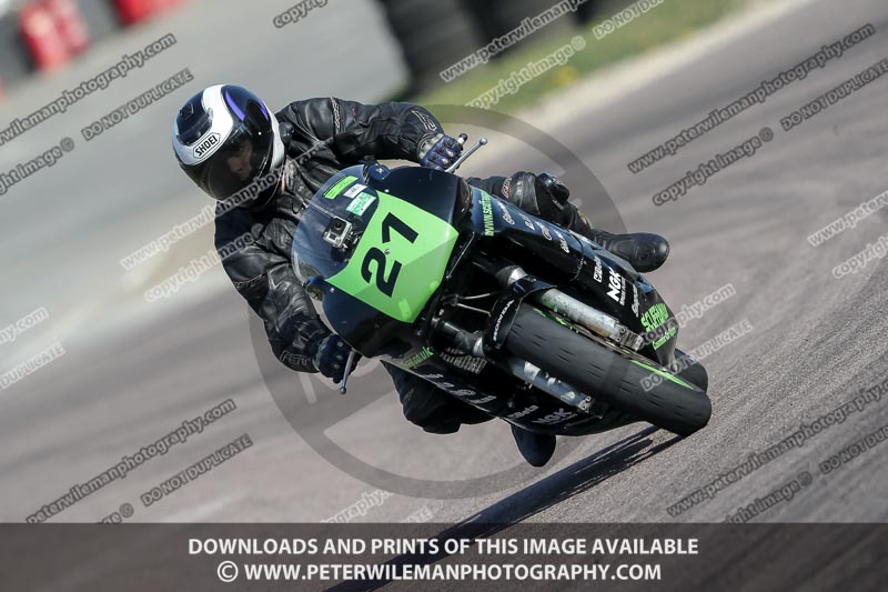 cadwell park;cadwell park photographs;cadwell trackday photographs;enduro digital images;event digital images;eventdigitalimages;peter wileman photography;racing digital images;trackday digital images;trackday photos