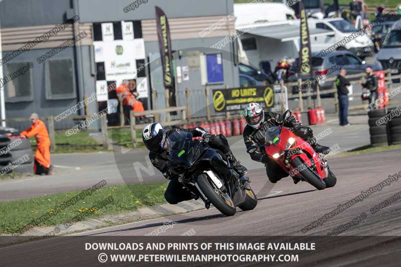 cadwell park;cadwell park photographs;cadwell trackday photographs;enduro digital images;event digital images;eventdigitalimages;peter wileman photography;racing digital images;trackday digital images;trackday photos