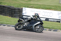 cadwell-park;cadwell-park-photographs;cadwell-trackday-photographs;enduro-digital-images;event-digital-images;eventdigitalimages;peter-wileman-photography;racing-digital-images;trackday-digital-images;trackday-photos