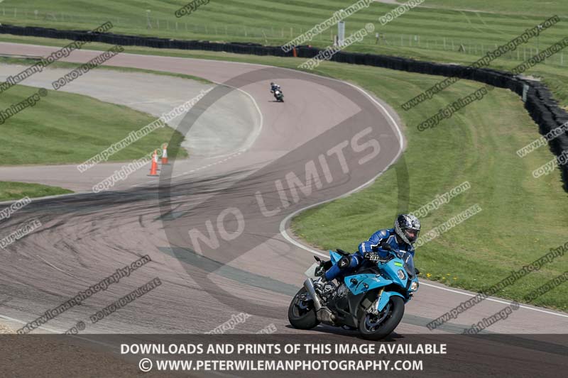 cadwell park;cadwell park photographs;cadwell trackday photographs;enduro digital images;event digital images;eventdigitalimages;peter wileman photography;racing digital images;trackday digital images;trackday photos