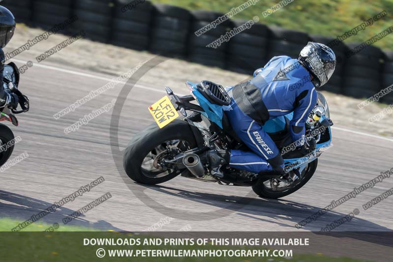 cadwell park;cadwell park photographs;cadwell trackday photographs;enduro digital images;event digital images;eventdigitalimages;peter wileman photography;racing digital images;trackday digital images;trackday photos