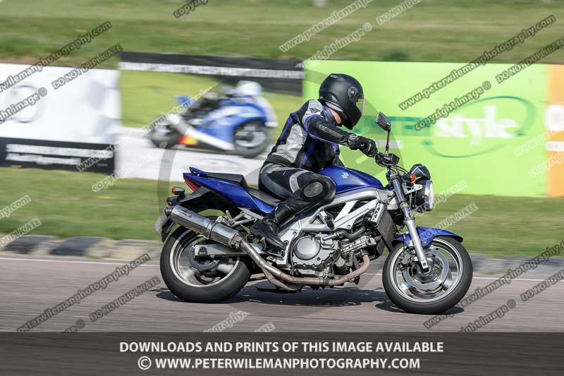 cadwell park;cadwell park photographs;cadwell trackday photographs;enduro digital images;event digital images;eventdigitalimages;peter wileman photography;racing digital images;trackday digital images;trackday photos