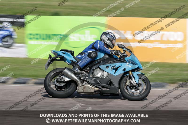 cadwell park;cadwell park photographs;cadwell trackday photographs;enduro digital images;event digital images;eventdigitalimages;peter wileman photography;racing digital images;trackday digital images;trackday photos