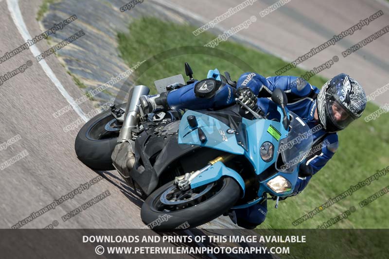 cadwell park;cadwell park photographs;cadwell trackday photographs;enduro digital images;event digital images;eventdigitalimages;peter wileman photography;racing digital images;trackday digital images;trackday photos
