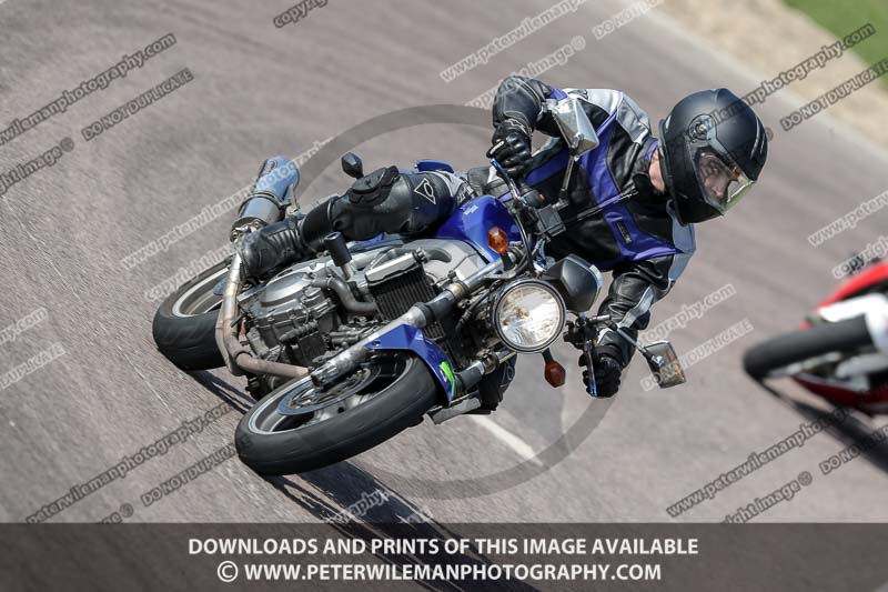 cadwell park;cadwell park photographs;cadwell trackday photographs;enduro digital images;event digital images;eventdigitalimages;peter wileman photography;racing digital images;trackday digital images;trackday photos