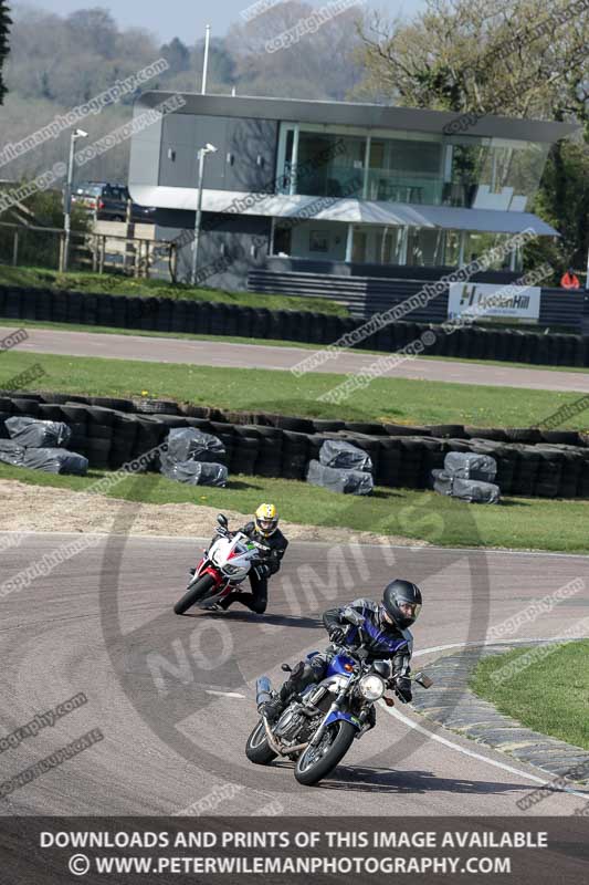 cadwell park;cadwell park photographs;cadwell trackday photographs;enduro digital images;event digital images;eventdigitalimages;peter wileman photography;racing digital images;trackday digital images;trackday photos