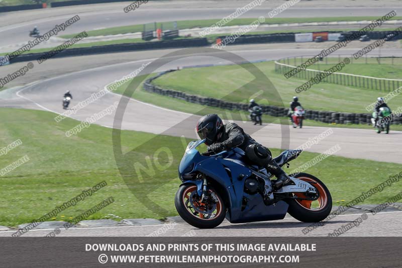 cadwell park;cadwell park photographs;cadwell trackday photographs;enduro digital images;event digital images;eventdigitalimages;peter wileman photography;racing digital images;trackday digital images;trackday photos