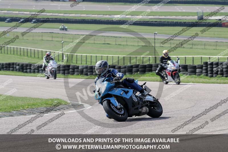 cadwell park;cadwell park photographs;cadwell trackday photographs;enduro digital images;event digital images;eventdigitalimages;peter wileman photography;racing digital images;trackday digital images;trackday photos