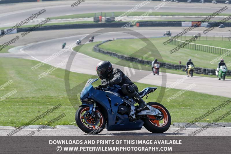 cadwell park;cadwell park photographs;cadwell trackday photographs;enduro digital images;event digital images;eventdigitalimages;peter wileman photography;racing digital images;trackday digital images;trackday photos