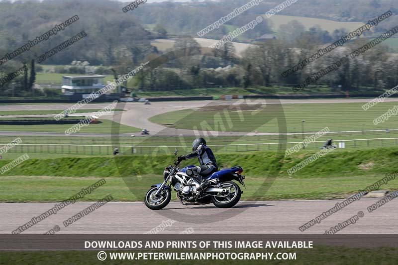 cadwell park;cadwell park photographs;cadwell trackday photographs;enduro digital images;event digital images;eventdigitalimages;peter wileman photography;racing digital images;trackday digital images;trackday photos