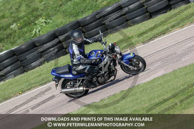 cadwell park;cadwell park photographs;cadwell trackday photographs;enduro digital images;event digital images;eventdigitalimages;peter wileman photography;racing digital images;trackday digital images;trackday photos