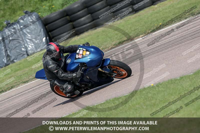cadwell park;cadwell park photographs;cadwell trackday photographs;enduro digital images;event digital images;eventdigitalimages;peter wileman photography;racing digital images;trackday digital images;trackday photos