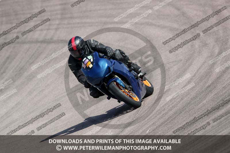 cadwell park;cadwell park photographs;cadwell trackday photographs;enduro digital images;event digital images;eventdigitalimages;peter wileman photography;racing digital images;trackday digital images;trackday photos