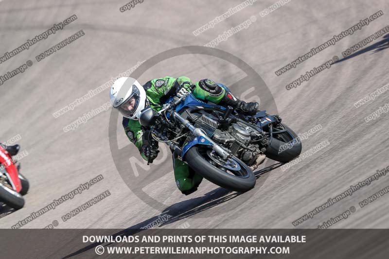 cadwell park;cadwell park photographs;cadwell trackday photographs;enduro digital images;event digital images;eventdigitalimages;peter wileman photography;racing digital images;trackday digital images;trackday photos