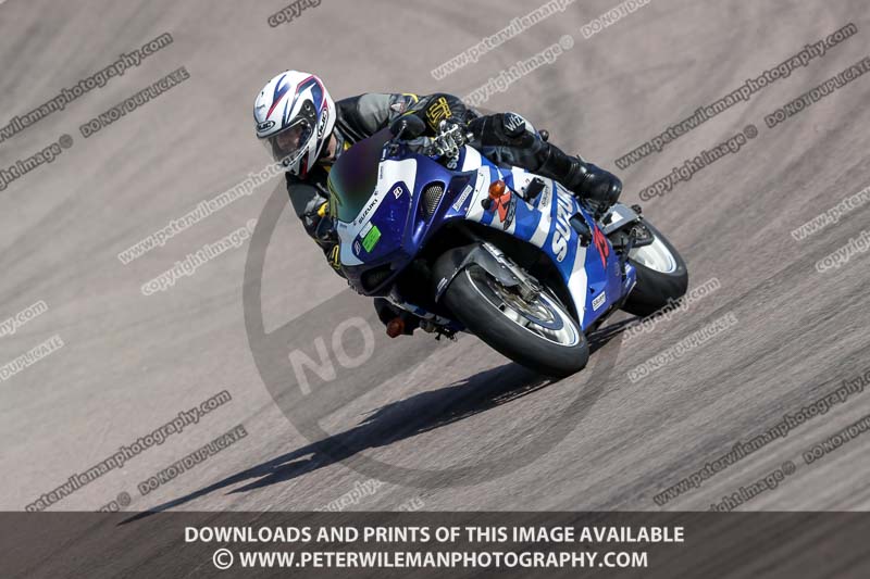 cadwell park;cadwell park photographs;cadwell trackday photographs;enduro digital images;event digital images;eventdigitalimages;peter wileman photography;racing digital images;trackday digital images;trackday photos