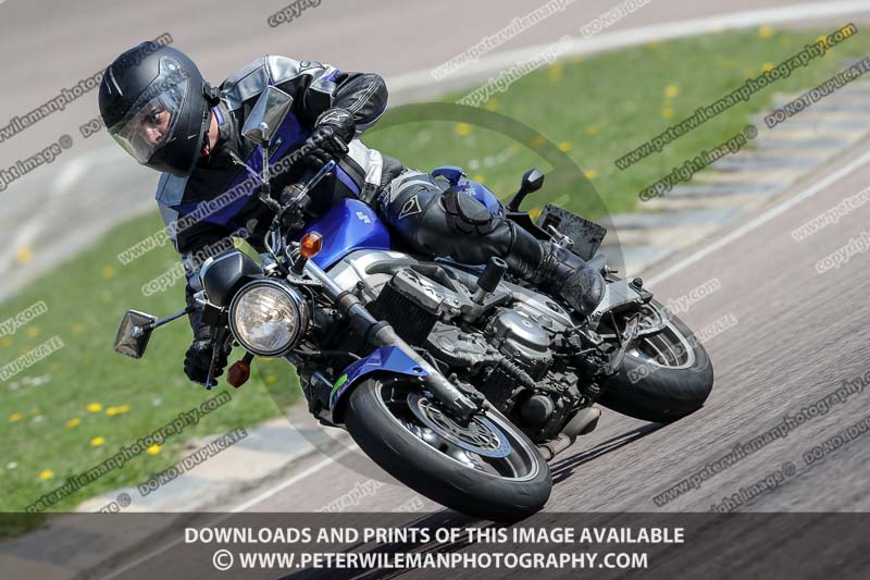 cadwell park;cadwell park photographs;cadwell trackday photographs;enduro digital images;event digital images;eventdigitalimages;peter wileman photography;racing digital images;trackday digital images;trackday photos