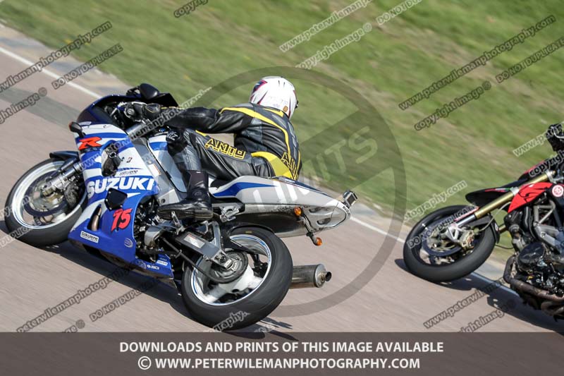 cadwell park;cadwell park photographs;cadwell trackday photographs;enduro digital images;event digital images;eventdigitalimages;peter wileman photography;racing digital images;trackday digital images;trackday photos