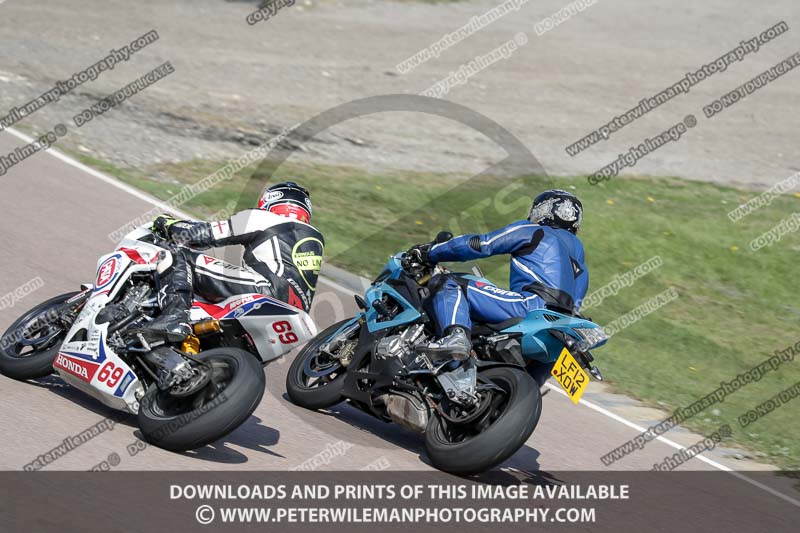 cadwell park;cadwell park photographs;cadwell trackday photographs;enduro digital images;event digital images;eventdigitalimages;peter wileman photography;racing digital images;trackday digital images;trackday photos