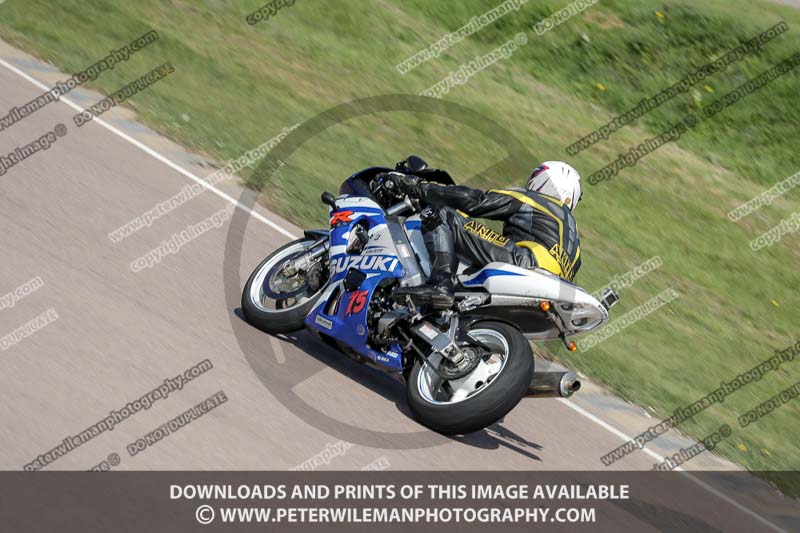 cadwell park;cadwell park photographs;cadwell trackday photographs;enduro digital images;event digital images;eventdigitalimages;peter wileman photography;racing digital images;trackday digital images;trackday photos